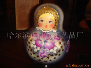 俄罗斯套娃批发首选——哈尔滨市红旗工艺品厂